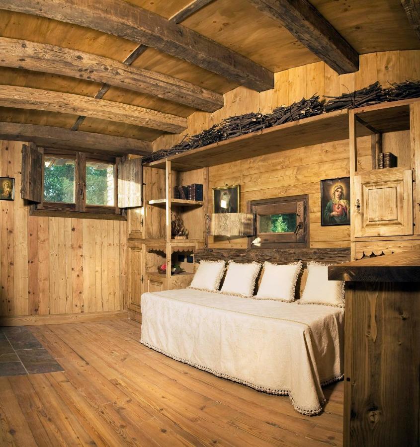 Chalet Euthalia Restaurant & Suites San Giacomo  Extérieur photo