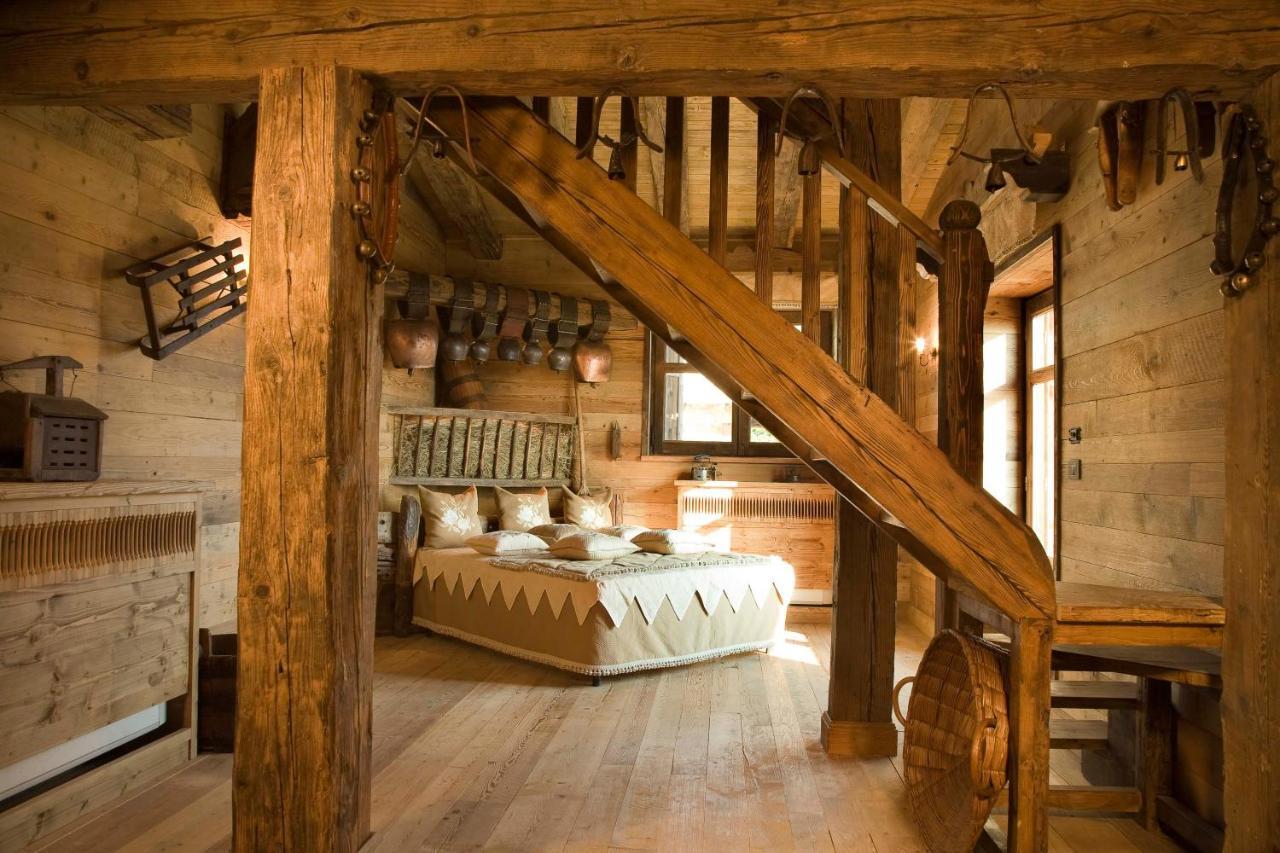 Chalet Euthalia Restaurant & Suites San Giacomo  Extérieur photo