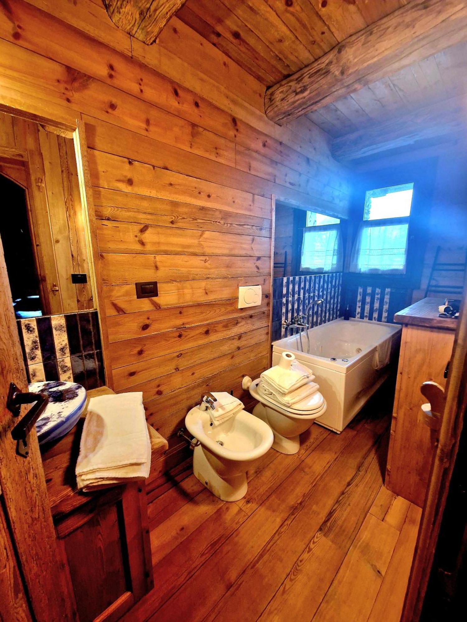 Chalet Euthalia Restaurant & Suites San Giacomo  Extérieur photo