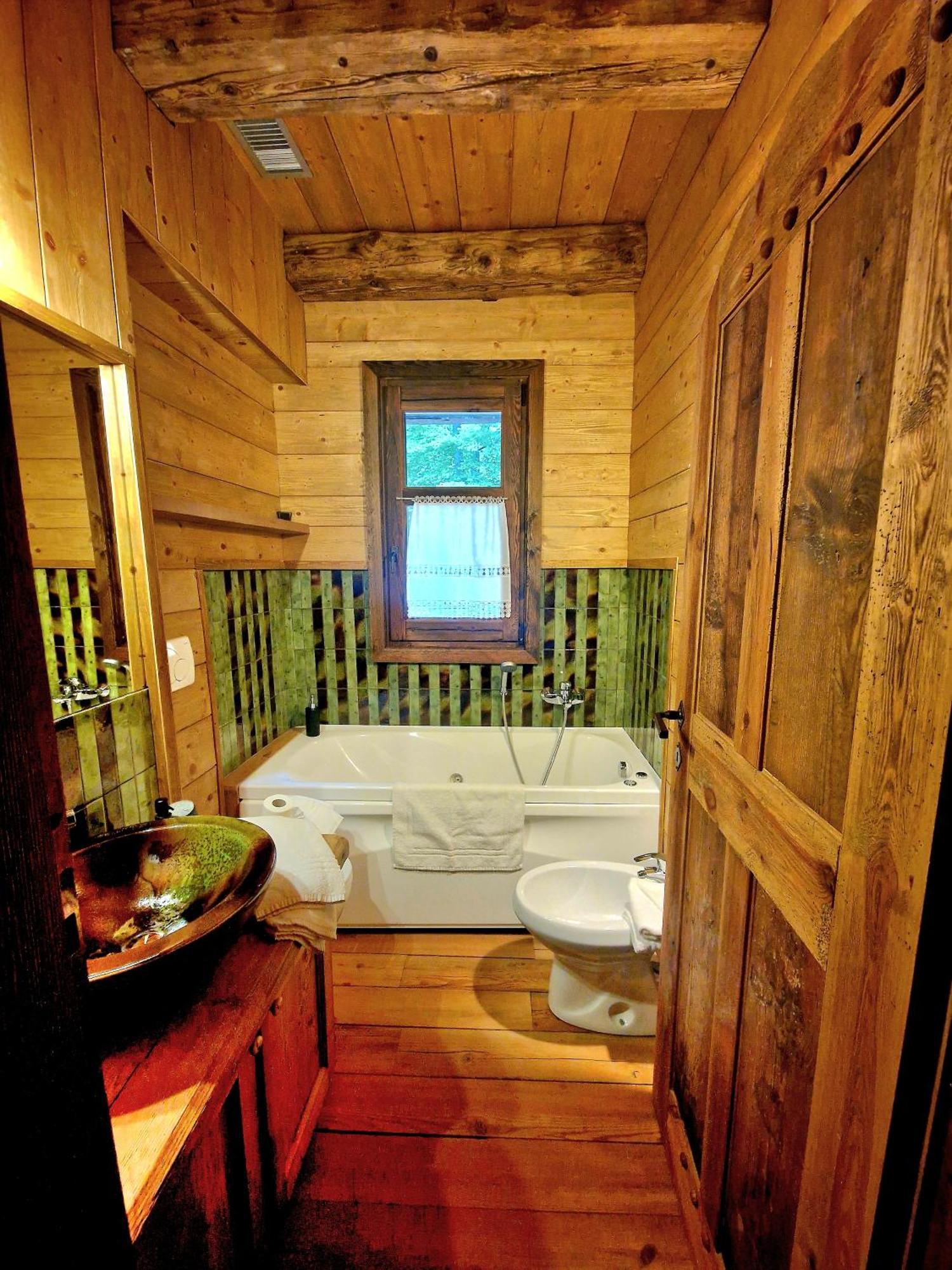 Chalet Euthalia Restaurant & Suites San Giacomo  Extérieur photo